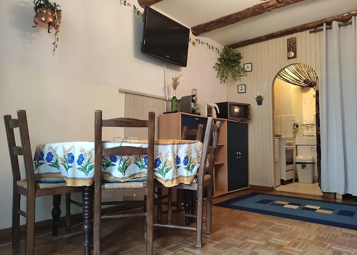 Confortable Au Pied Des Pistes Avec Terrasse - Fr-1-804-55 Apartment